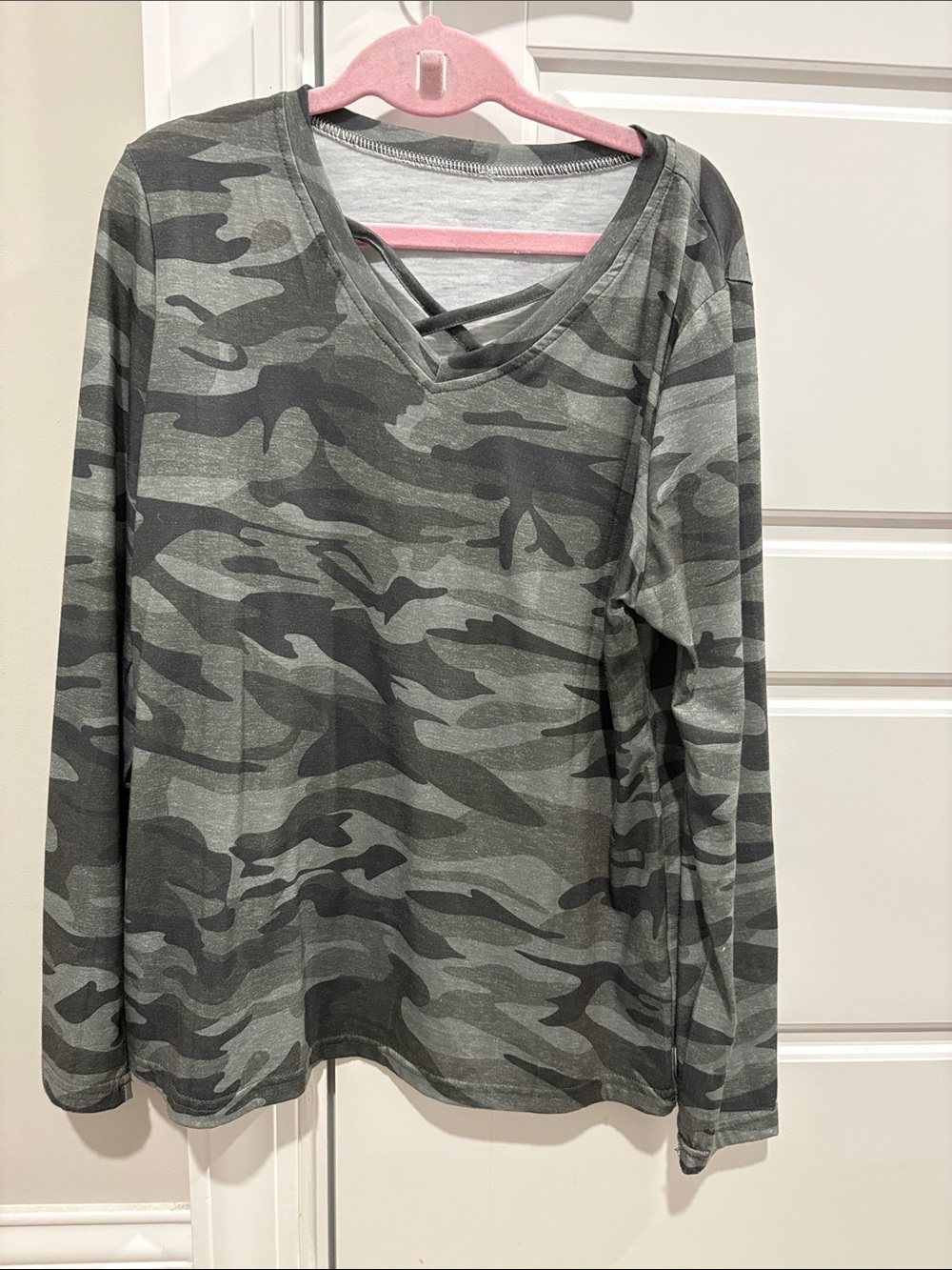 Source Unknown Gray & Dark Gray Camo Long Sleeve Tee